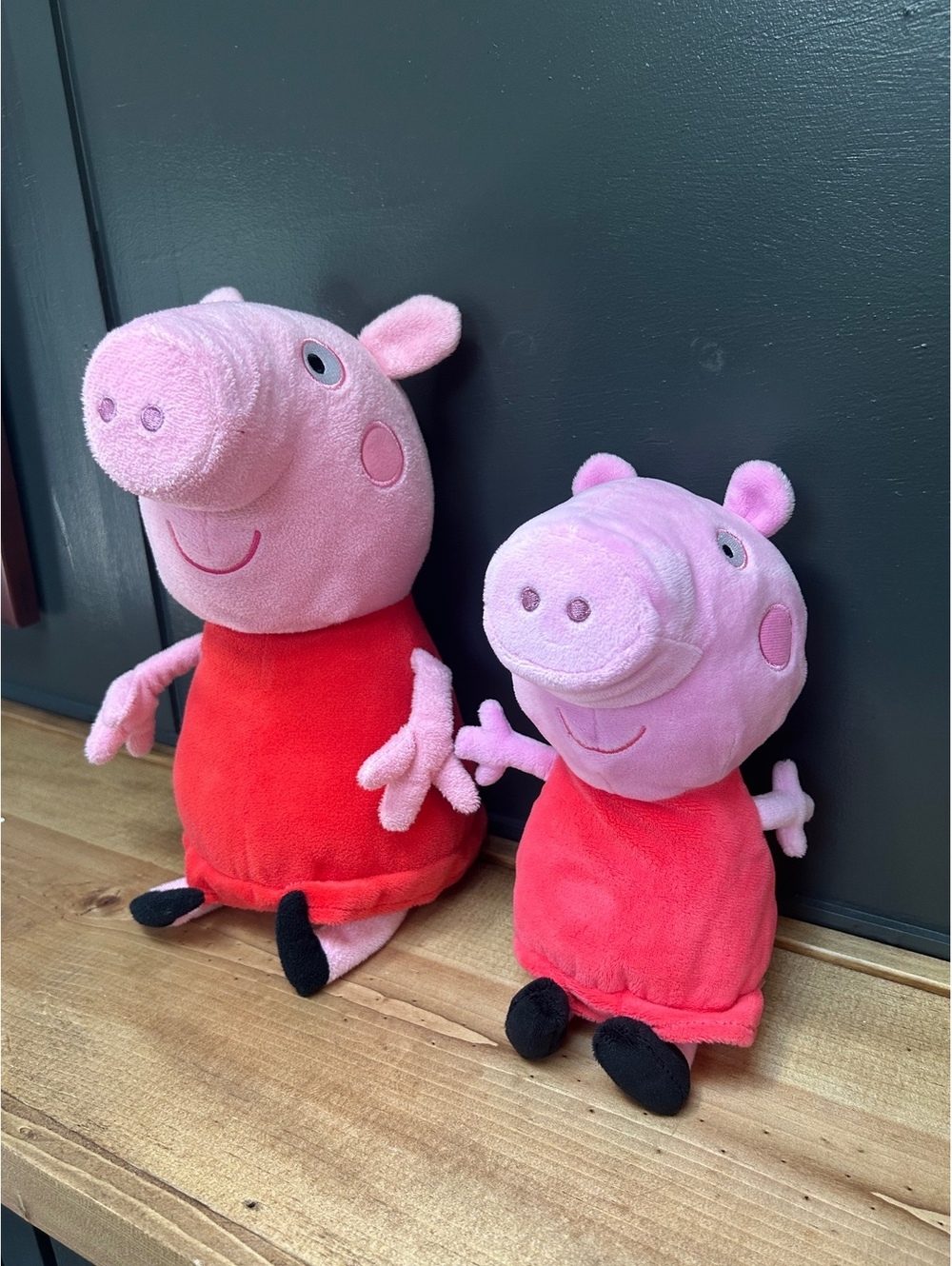 Peppa Pig Family Toy Set with Talking Moving Red Convertible Car,2 stuffed Peppa - Picture 7 of 11
